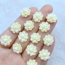 60Pcs New Cute 12mm Mini Little Flower Series Resin Flatback Ornament Jewelry Making Manicure Hairwear Accessories