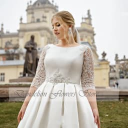 Classic Wedding Dresses Plus Size Jewel Neck Half Sleeves Bride Gown Lace Beads Floor Length A-Line Satin Vestido De Novia