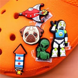 Original Space Alien Designer Shoe Charms 5pcs/lot Shoe Buckle Accessories Luxury Rainbow Sun Clog Dog Upper Jewelry Decorations