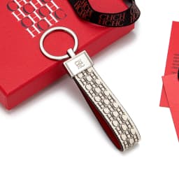 CH Monogram Print Leather Keychain Two Tone Red Edge Car Key Holder Unisex Fashion Bag Charm Luxury Accessory Pendant Keyring