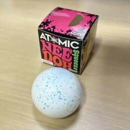 Needoh Snow Ball Crunch Squeeze Stress Ball Fidget Toy Soft Quick Rebound Flour Filling Non-toxic Anxiety Relief Autism ADHD Toy