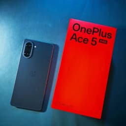 OnePlus ACE 5 Racing Dimensity 9400e 50MP Rear Camera Screen 6.77 Inch AMOLED 120Hz Battery 7100mAh 80W SuperVOOC NFC OTA Update