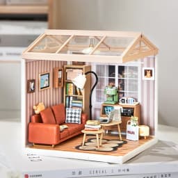 Rolife Super Store Series Plastic 3D Puzzle DIY Miniature dollhouse kit Building Block Sets for Gifts DW007