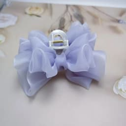 Large Butterfly Bow Hair Claw Chic Hair Accessory for High-end Style Spring/Summer Organza Claw Clip Stunning Shark Claw