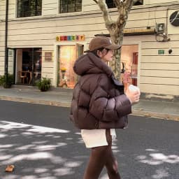 Warm Hooded High Quality Women Down Jacket Overcoat 2025 New Fashion Winter White Duck Down Thicken Short Women Down Jacket H213