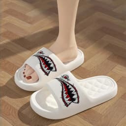 Cartoon Shark Print Comfortable Thick-Soled Eva Slippers for Men and Women, Suitable for Home and Outdoor Daily Use, Versatile and Fashionable Slippers (Order One Size Larger for More Comfort)