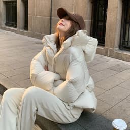 2026 New Women's Winter Short Hooded Puffer Jacket Korean Loose Thick Padded Jackets Female Lightweight Warm Solid Padded Parkas