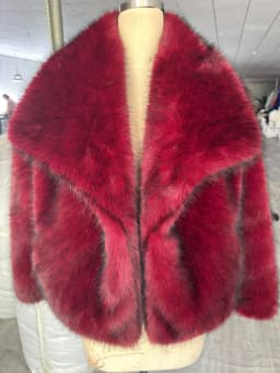 Women's Artificial Fur Coat with Large Lapel Short Fashionable Fox Fur Style Fluffy Plush Clothing for Ladies