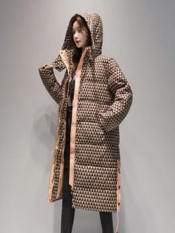 2023 Winter Warm Plaid Long Coat Women ' s Fashion Thicken Hooded Puffer Jacket Female Windproof Warm Outwear