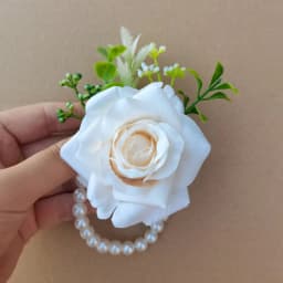 White Brooches Man Suit Shirt Collar Lapel Pin Brooch Pins Wedding Party Accessories Bridesmaid Bracelet Flowers Corsages Flower