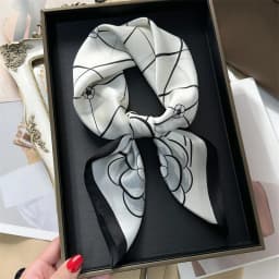 2025 New Green Print Square Scarf Simulated Silk Thin Satin Neck Scarf Elegant Ladies Professional Decorative Small Scarf