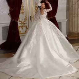 Customized Luxury Satin Wedding Dress Off-Shoulder V-Neck Charming Flower Lace Applique Elegant Vestido De Noiva Plus Size