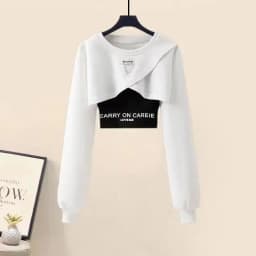 Women's Set Spring and Autumn Korean Edition Long Sleeved Top with Layered Tank Top+Perforated Jeans Three Piece Set Fashion