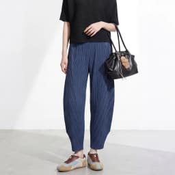 GVUW Solid Color Versatile Casual Pleated Pants Women's High Waisted Elastic Loose Straight Trousers 2026 Summer New 17S3807