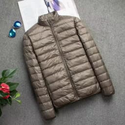 2026 0-10℃ Men's Winter Jacket Ultra Light Duck Down Jackets Portable Hooded Puffer Feather Thin Parkas Windproof Outerwear Coat