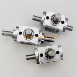 Small 1:1 T Type Cross Commutator Shaft Diameter 10mm Right Angle Drive Gearbox Bevel Gearbox Rotation