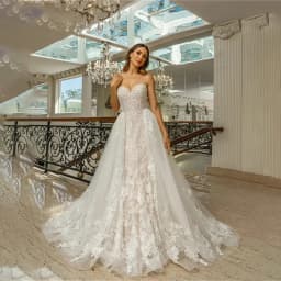 Customized Luxury Mermaid Wedding Dress Strapless Sleeveless Beading Backless Bridal Gown Detachable Trailing Marriage Dress