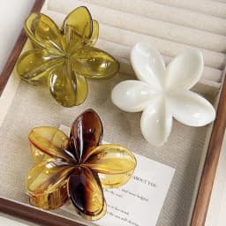 Elegant Flower Hair Clip Crab 8cm Large Plastic Hair Claw Clips For Women Hairclip Cute Beach Hair Accessories Hawaiian Barrette