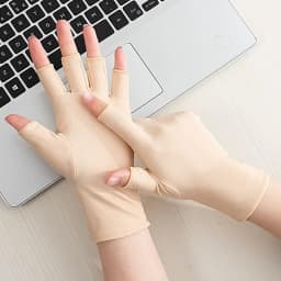Beige Black Summer Half Fingers Gloves Breathable Thin Semi-Finger Driving Gloves Women Sunscreen Fingerless Elasticity Gloves