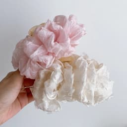 New Elegant Fabric Large Bubble Hair Clip for Womans Sense of Luxury Ponytail Shark Clip Fashion Girl Hair Clamp Hair Accessori