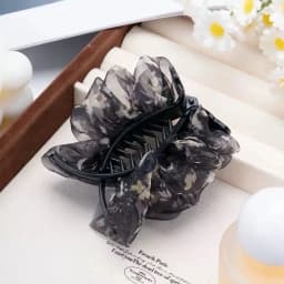 1pc crumpled style versatile netting design, simple and elegant, fashionable and versatile bun grab clip.