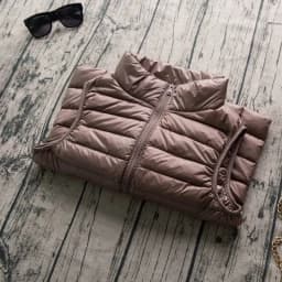 Spring Autumn Women Lightweight Puffer Jacket White Duck Down Vest Warm Winter Slim Sleeveless Waistcoat Female Portable Outwear