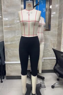 Women Summer Yoga Capri Leggings Lace Patchwork Low Rise Split Hem 3/4 Length Pants Cropped Trousers Fitness Workout Leggings