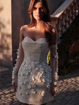 Customized Exquisite Sweetheart Neckline Mini Dress with Removable Sleeves And 3D Flower Decoration Back Zipper Wedding Dress