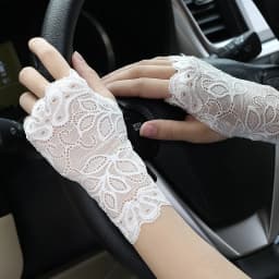 Women's Lace Sunscreen Outdoor Half Finger Driving Gloves Summer Thin Elastic Breathable Bridal Fashion Touch Screen Fingerless