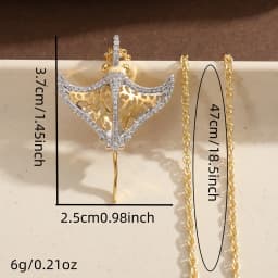 Creative Two-Color Devilfish Pendant Necklace Made of Copper. Batfish Necklace Suitable for Daily Casual and Ocean Style Outfits