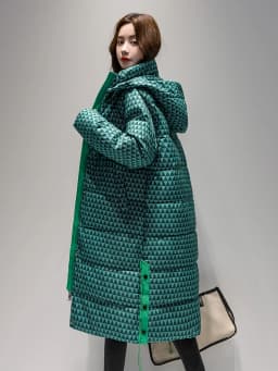 2023 Winter Warm Plaid Long Coat Women ' s Fashion Thicken Hooded Puffer Jacket Female Windproof Warm Outwear
