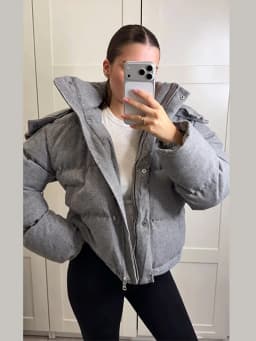 Winter Women's Cropped Padded Coats Hooded Stand Zip-up Full Sleeve Short Puffy Cotton Jacket 2026 Warm Casual Solid Outwear