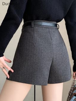 Duomofu Stylish Women's Casual Solid High Waist Wide Leg Shorts with Pocket Loose Woolen Suit Shorts Business Boot Shorts S-XL