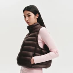 `BOSIDENG Women's Down Vest Sleeveless Puffer Jacket Lightweight Stand Collar Winter Warm Gilet Casual Outerwear`