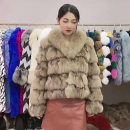 Women's Short Real Fox Fur Winter Jacket Thick Warm Natural Coat Fashion Outerwear for Cold Weather