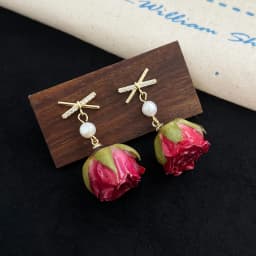 Unique Red Rose Earrings Epoxy Resin Natural Rose Flower Earrings Elegant Immortal Rose Drop Earrings Wholesale Custom Packaging