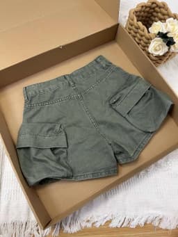 American Retro Multi Pocket Denim Shorts 2026 Summer New Casual Fashionable Women's Workwear Style Military Green Shorts