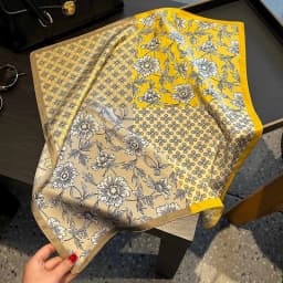 100% Silk Scarf Plum Blossom Pattern Square Scarves for Women Wrap Kerchief Mulberry Silk Bandana Fashion Luxury Headband Hijab