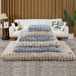 Fluffy Dog Crate Bed for Extra Large Dogs, Plush Faux Fur Crate Pad, Calming Anti Anxiety Dog Bed, Washable Soft Warm Crate