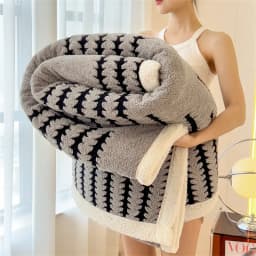 Warm Flannel Autumn Winter Blanket Super Soft Fluffy Queen Blanket Single Double Cozy Skin-friendly Multifunctional Nap Blanket