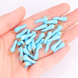 10Pcs 3D Pepper Enamel Alloy Pendant Cute Mini Red Chili Food Charm for Women's Bracelet Earrings DIY Jewelry Making Accessory