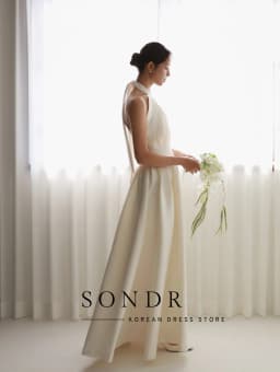 Sondr Elegant Halter Backless Evening Dress Korean Wedding Photo Shoot Floor Length Ivory Pleat Party Event Gown Customized