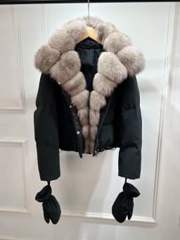 2026 Luxury Winter 90% White Duck Down Wool Blends Jacket Women Real Natural Huge Fox Fur Thickened Warm Puffer Wool Down Coat