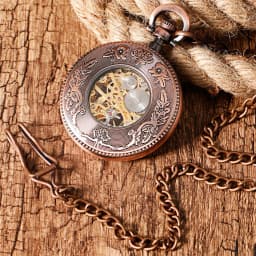 Rose Gold Mechanical Pocket Watch Pendant Pocket Clock Retro Style Hand-Winding Mechanical Pocket Timepiece Roman Numerals Dial
