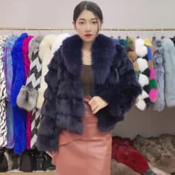 Women's Short Real Fox Fur Winter Jacket Thick Warm Natural Coat Fashion Outerwear for Cold Weather