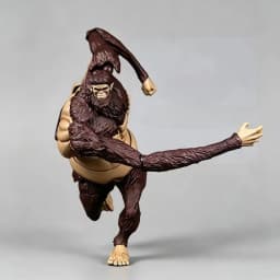 In Stock Ko Kaiyodo Amazing Yamaguchi Revoltech Attack On Titan Beast Titan Action Figure Toy Model Gift