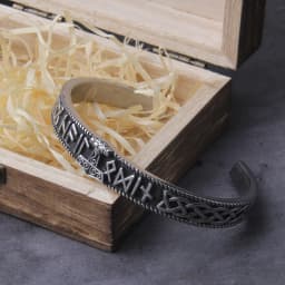 Stainless Steel Bangle for men Vintage Viking Rune Amulet Bracelet Jewelry Scandinavian Punk Hip Hop Wrist Gift for Girls