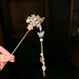 Womens Crystal Hair Clasp Flowers Shape Design Y2K Silver Step Shake Hanfu Hair Stick with Tassel Headwear Hairpins Jewelry