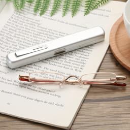 Metal Frame Exquisite Mini Presbyopia Glasses Women Man Resin Lens Portable Pen Holder Ultra Small Reading Glasses +1.0 To +4.0