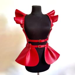 Gothic Punk Black PU Leather Ruffle Hem Body Harness Skirt For Women Adjustable Waist Shoulder Strap Decor For Club Rave Festiva